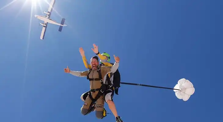 سعر القفز بالمظلات في شرم الشيخ