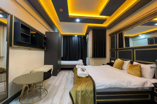 فندق دي سي رومز تقسيم